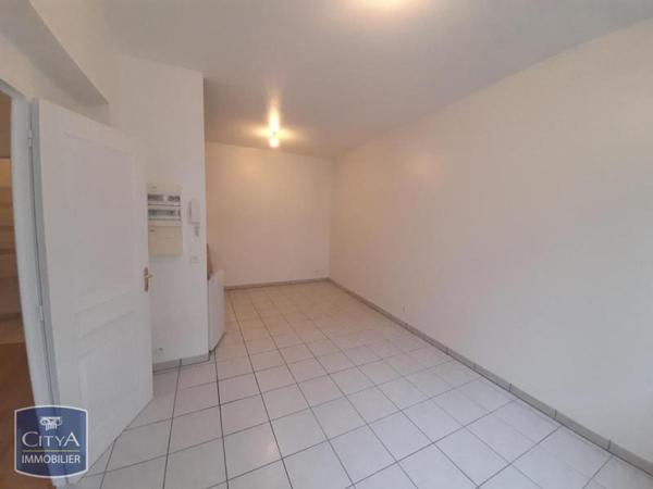 Appartement à louer 2 pièces 31.36m² Azay-le-Rideau (37190)