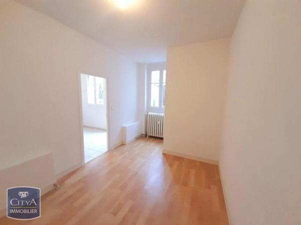Appartement à louer 2 pièces 31.36m² Azay-le-Rideau (37190)