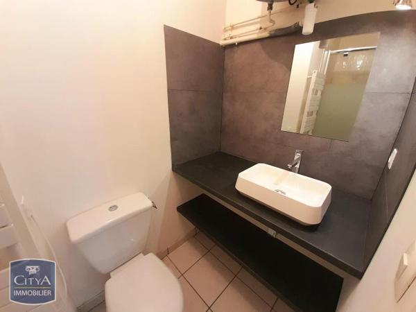 Appartement à louer 2 pièces 31.36m² Azay-le-Rideau (37190)