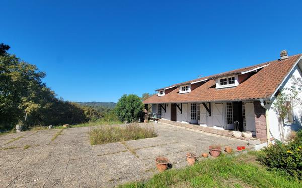 Maison à vendre    7 pièces • 155 m2 Gan