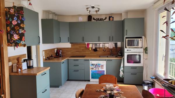 Appartement
         4 pièces
        - 102 m² 519 000 € *