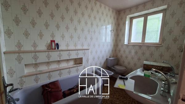 Maison
         5 pièces
        - 99 m² 157 300 € *