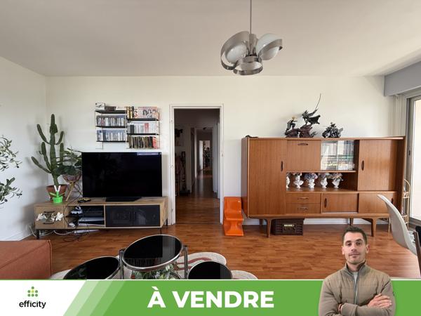 Appartement
         4 pièces
        - 87 m² 90 000 € *
