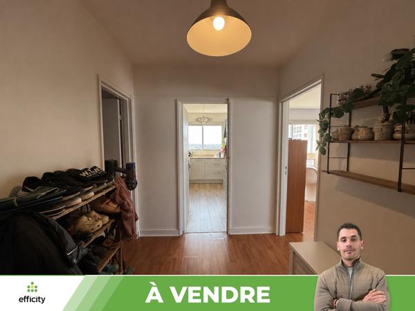 Appartement
         4 pièces
        - 87 m² 90 000 € *