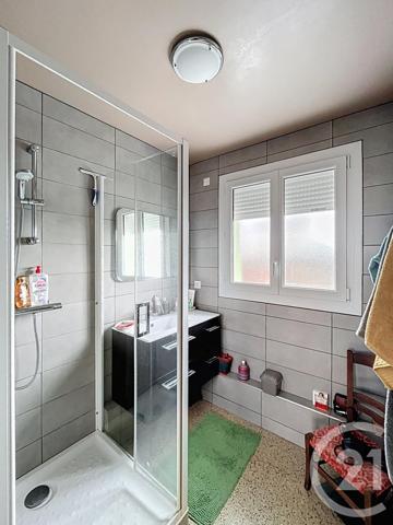 Maison à vendre  5 pièces - 75,93 m2 RIOM - 63