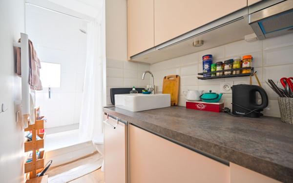 Appartement à vendre    2 pièces • 15,40 m2 Paris 11