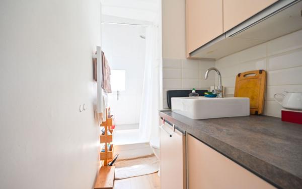 Appartement à vendre    2 pièces • 15,40 m2 Paris 11