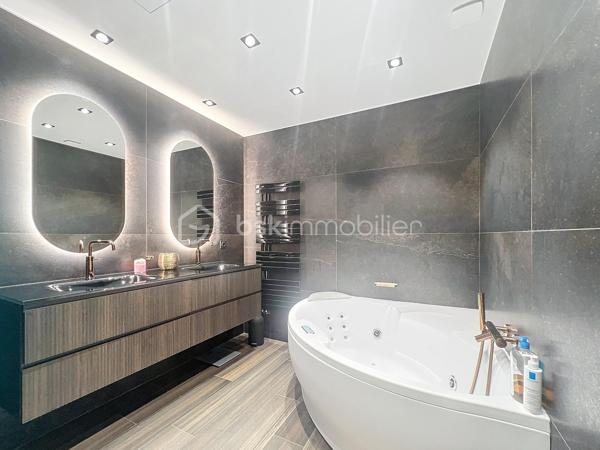 Appartement de 152,99 m²