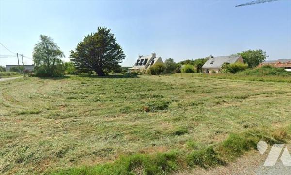 Terrain constructible à Moëlan sur Mer, d'une surface de 730 m2 environ, bornage à la charge du...