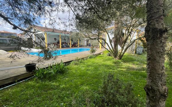 Maison à vendre    4 pièces • 151 m2 Charron