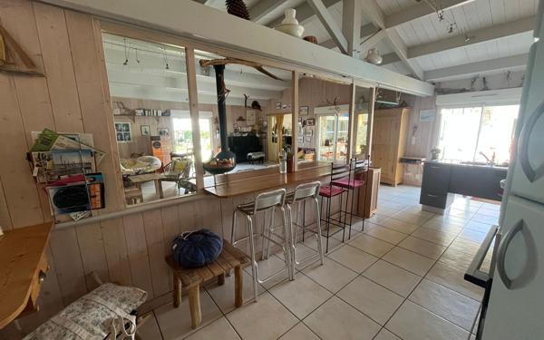 Maison à vendre    4 pièces • 151 m2 Charron