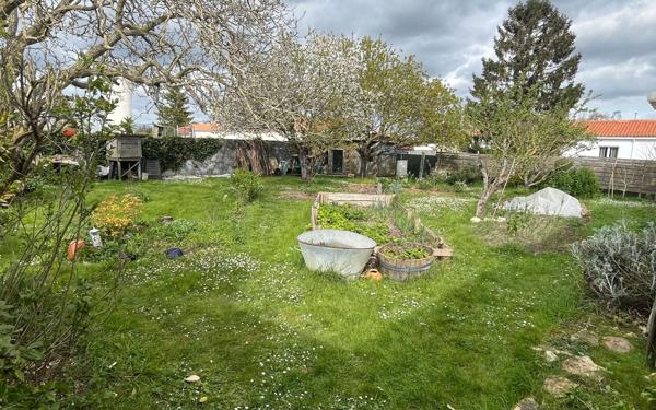 Maison à vendre    4 pièces • 151 m2 Charron