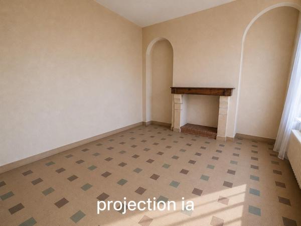 Beau potentiel pour cette maison de maître!