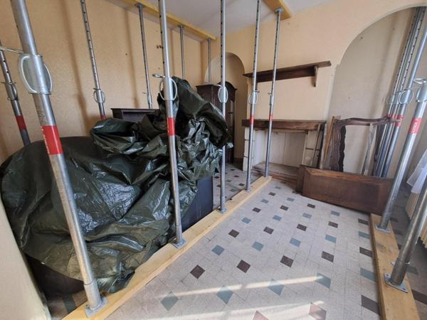 Beau potentiel pour cette maison de maître!