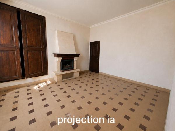 Beau potentiel pour cette maison de maître!