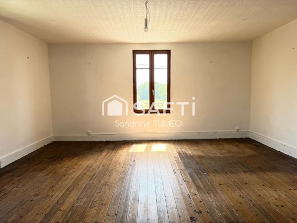 Maison d’habitation et dépendances de caractère au fort potentiel
