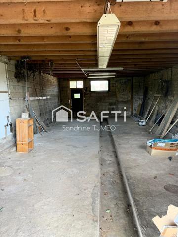 Maison d’habitation et dépendances de caractère au fort potentiel