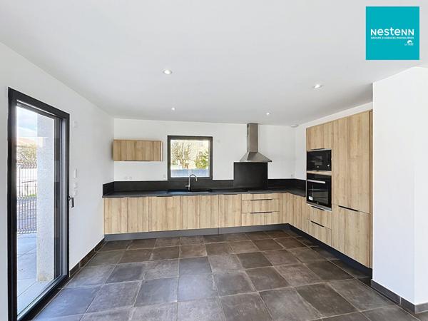 Maison Montrond Les Bains 4 pièce(s) 112 m² - TOIT PLAT !!!