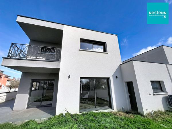 Maison Montrond Les Bains 4 pièce(s) 112 m² - TOIT PLAT !!!