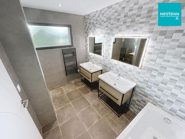 Maison Montrond Les Bains 4 pièce(s) 112 m² - TOIT PLAT !!!