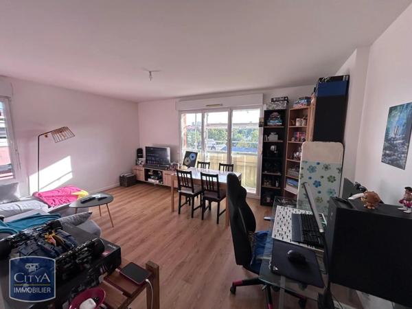 Appartement à louer 2 pièces 46.76m² Le Mans (72000)