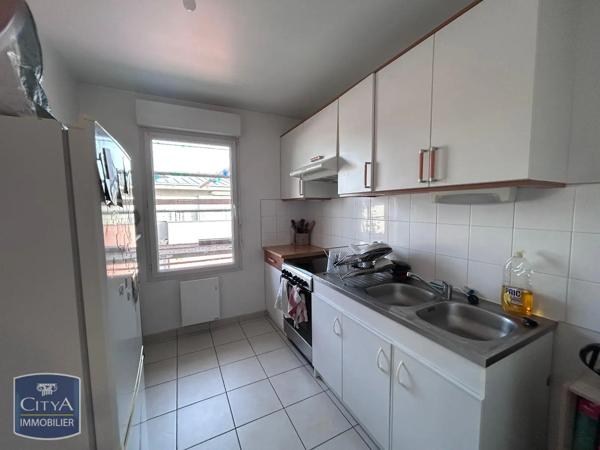 Appartement à louer 2 pièces 46.76m² Le Mans (72000)