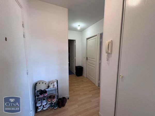 Appartement à louer 2 pièces 46.76m² Le Mans (72000)