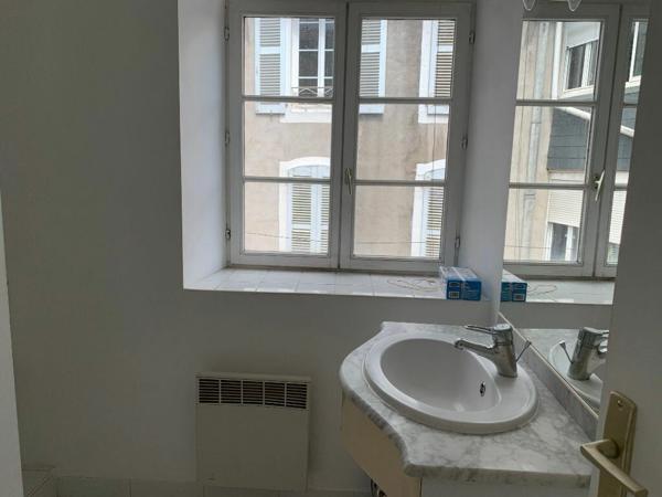 Appartement à louer    1 pièce • 30 m2 Pau