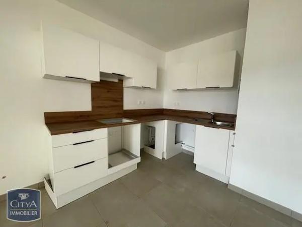 Appartement à louer 3 pièces 65.32m² Béziers (34500)