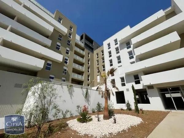 Appartement à louer 3 pièces 65.32m² Béziers (34500)