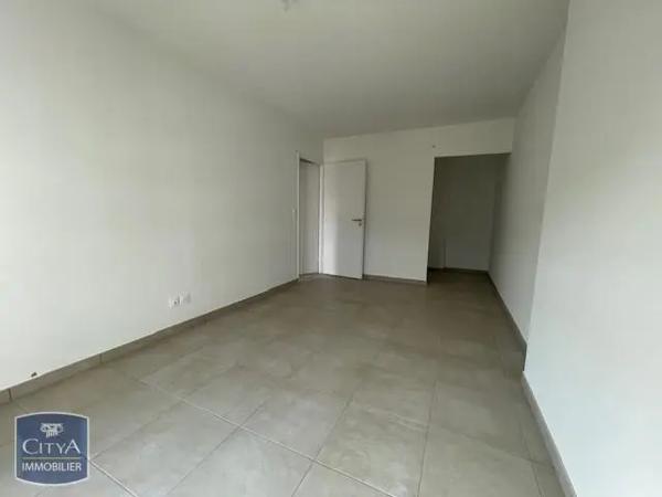 Appartement à louer 3 pièces 65.32m² Béziers (34500)