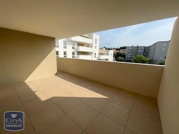 Appartement à louer 3 pièces 65.32m² Béziers (34500)