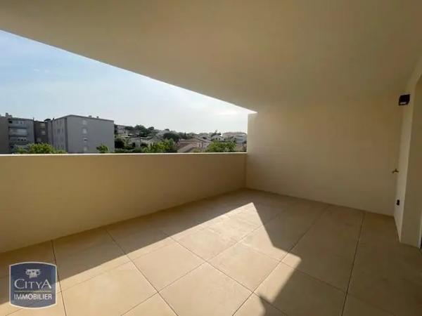 Appartement à louer 3 pièces 65.32m² Béziers (34500)