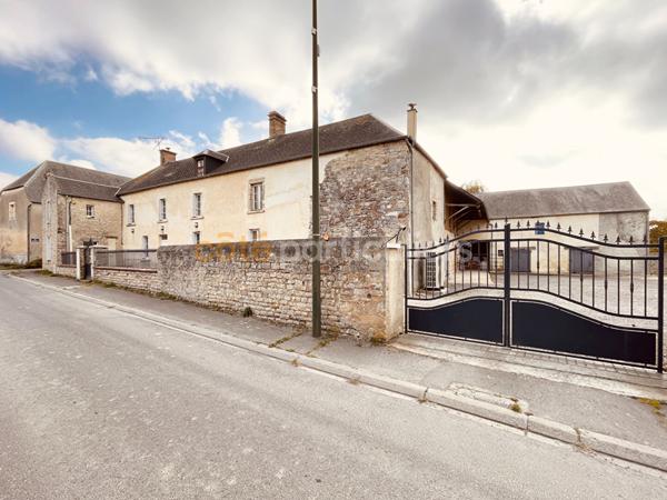 Vente Maison138 m² - 6 Pièces - ISIGNY SUR MER (14230)