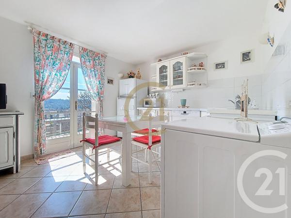 Maison à vendre  4 pièces - 212 m2 TRANS EN PROVENCE - 83