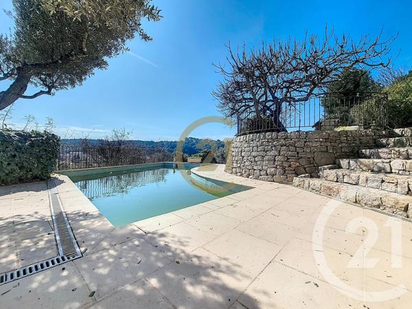 Maison à vendre  4 pièces - 212 m2 TRANS EN PROVENCE - 83