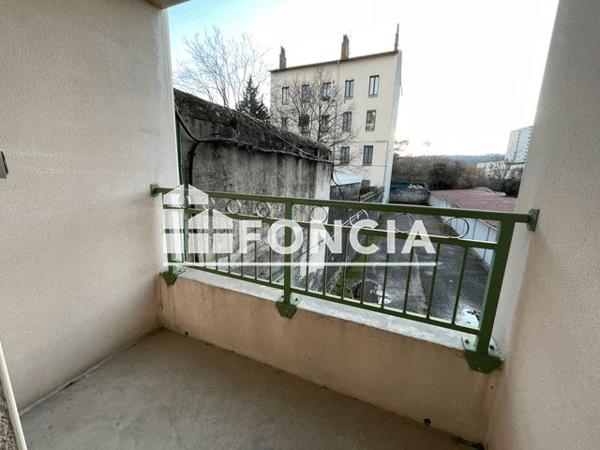 Location Appartement 2 pièces 53.95 m² - 22 AVENUE BERTHELOT Vienne 38200