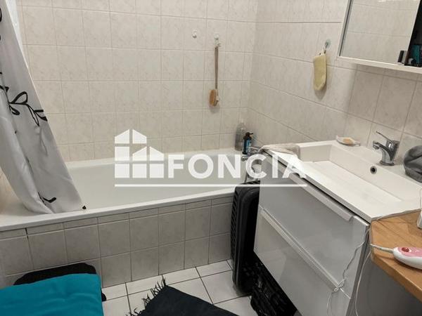 Location Appartement 2 pièces 53.95 m² - 22 AVENUE BERTHELOT Vienne 38200