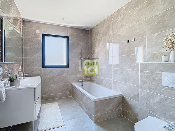 Superbe plain pied de 145.96 m2