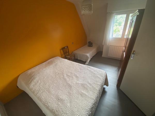 Très belle propriété au calme dans la campagne entre Camors et Baud.