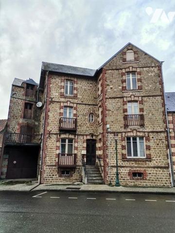 BRIOUZE: Proche tous commerces maison en pierres 4 chambres