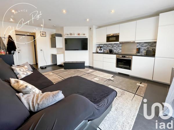 Appartement 2 pièces de 43 m² à Villepinte (93420)