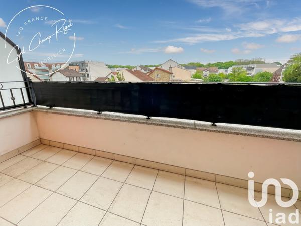 Appartement 2 pièces de 43 m² à Villepinte (93420)