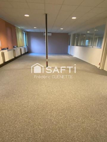 Vente de bureaux de 1658m2 sur 2 niveaux + parking