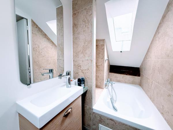 Appartement 1 pièce - 34 m² Exclusivité efficity