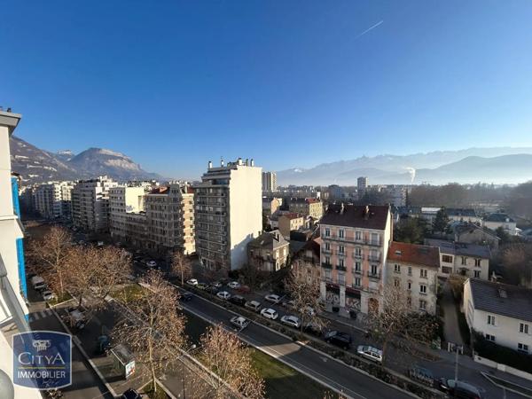 Appartement à louer 3 pièces 60.79m²