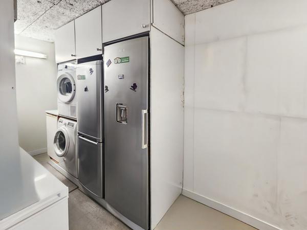 Maison 7 pièce(s) 126 m2  Savigny Le Temple Bourg