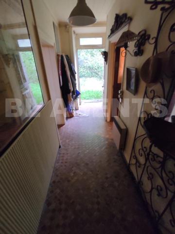 maison en pierres à la campagne