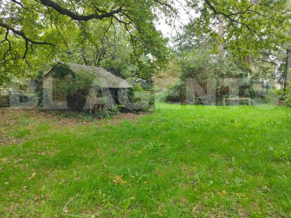 maison en pierres à la campagne
