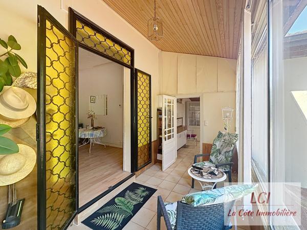 Maison 6 pièce(s) 4 chambre(s) 180 m²